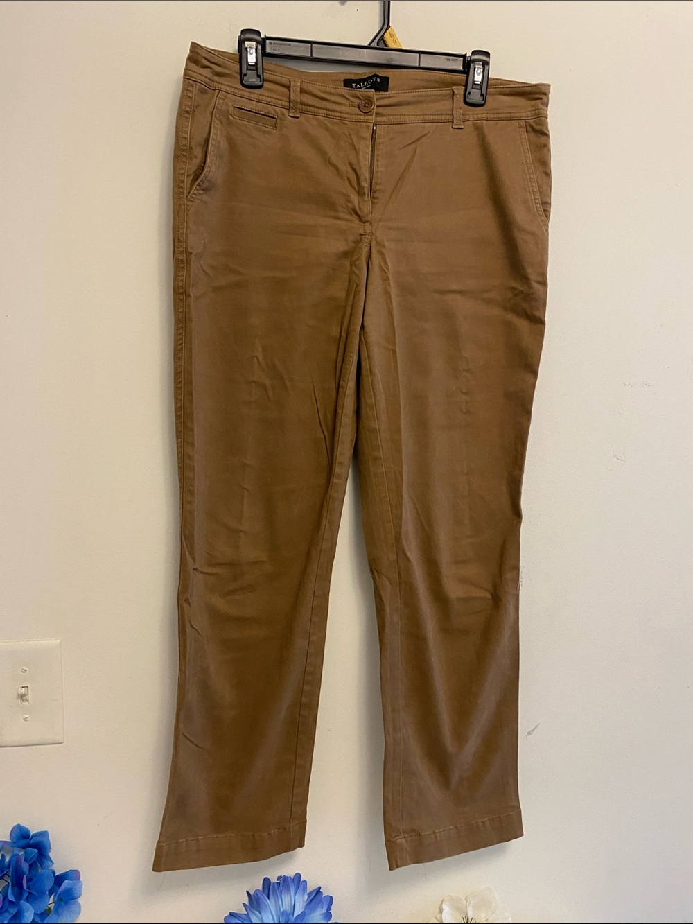 Talbots  Chino Pants in Tan Brown Color Sz 8